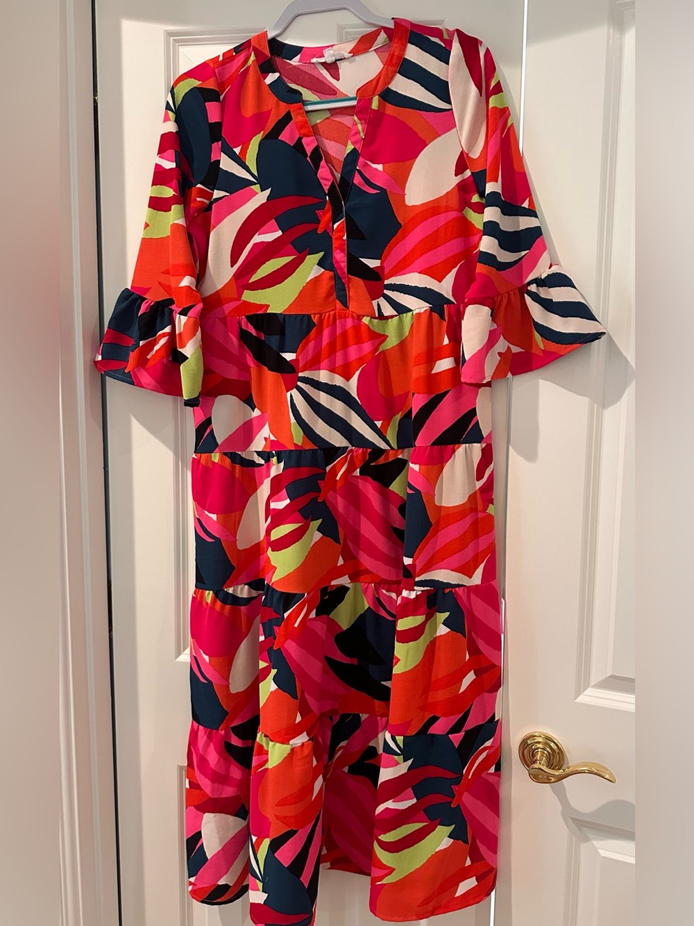 Vibrant Multicolor Leaf Print Tiered Dress